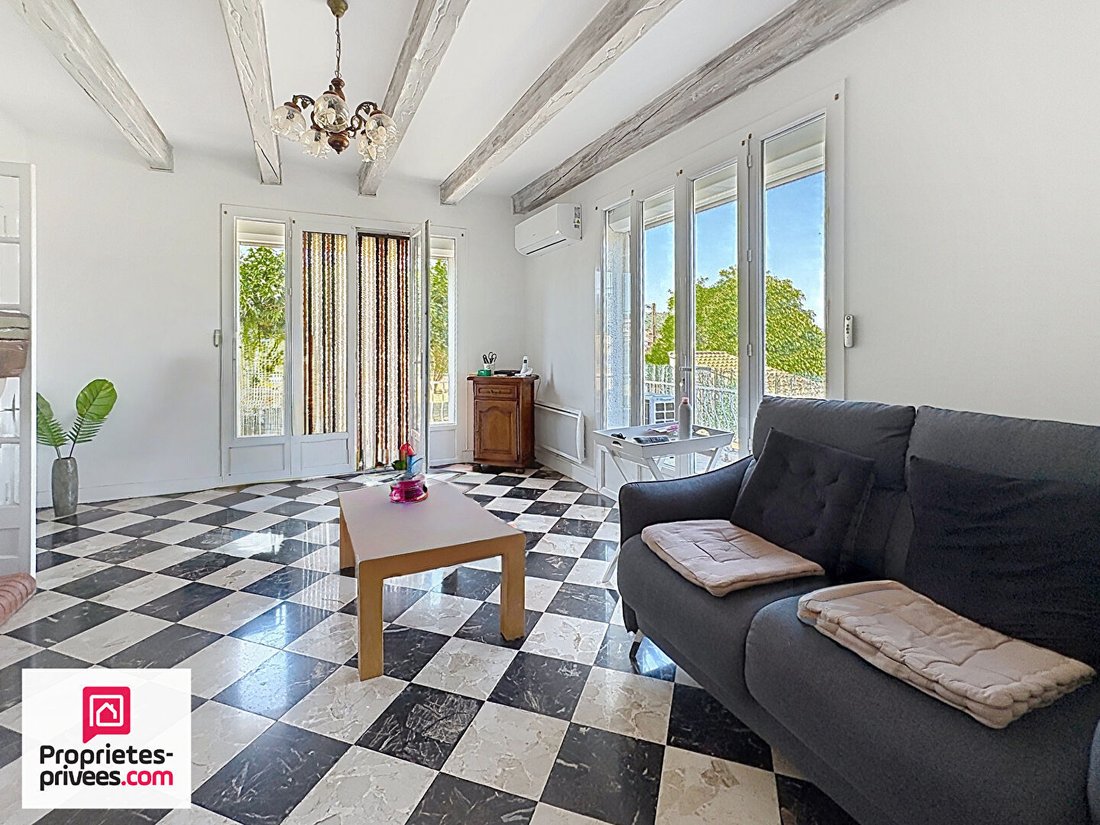 Villa in Rians, Provence-Alpes-Côte d'Azur, France 4 - 18252390