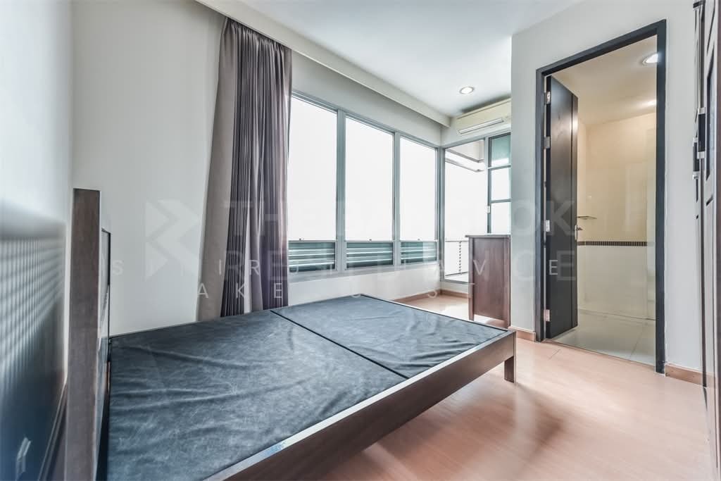 Condo in Thanon Phetchaburi, Krung Thep Maha Nakhon, Thailand 3 - 18252898