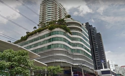 Condo in Bangkok, Krung Thep Maha Nakhon, Thailand 1