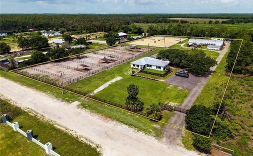 House in Miromar Lakes, Florida, United States 1
