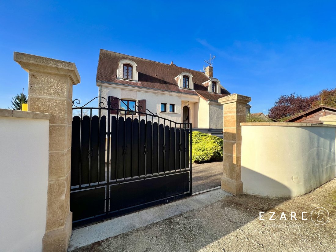 House in Ruffey-les-Echirey, Bourgogne – Franche-Comté, France 2 - 16700140