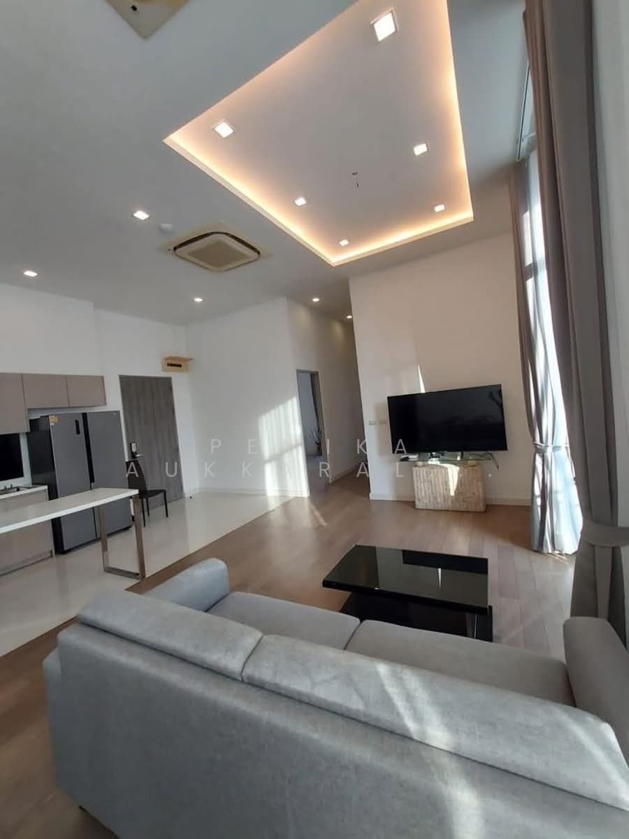 Condo in Khlong Toei, Krung Thep Maha Nakhon, Thailand 2 - 18255967