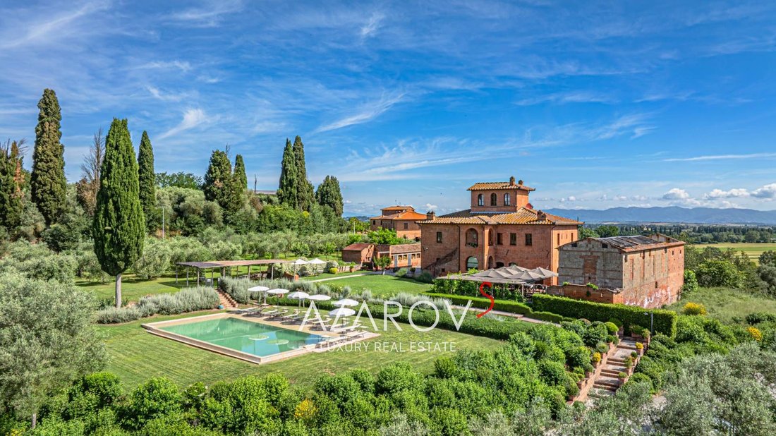 Villa in Sinalunga, Tuscany, Italy 1 - 18251699