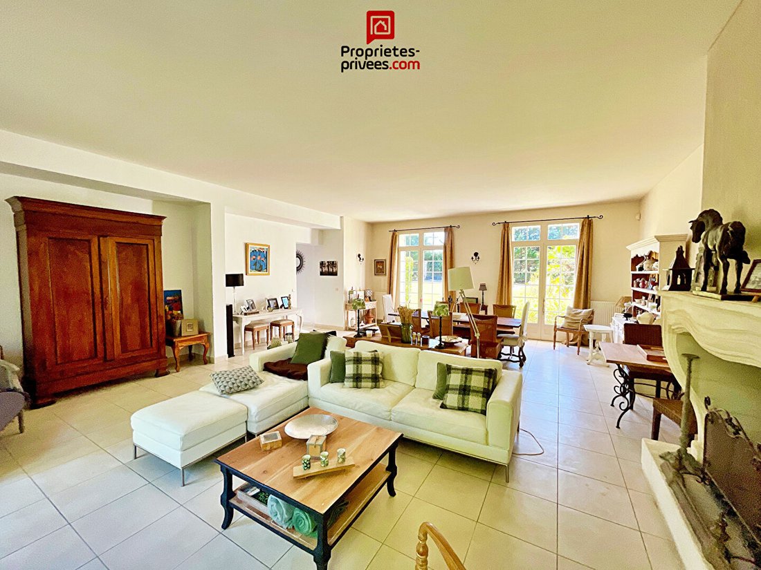 Villa in Yvrac, Nouvelle-Aquitaine, France 5 - 18252416