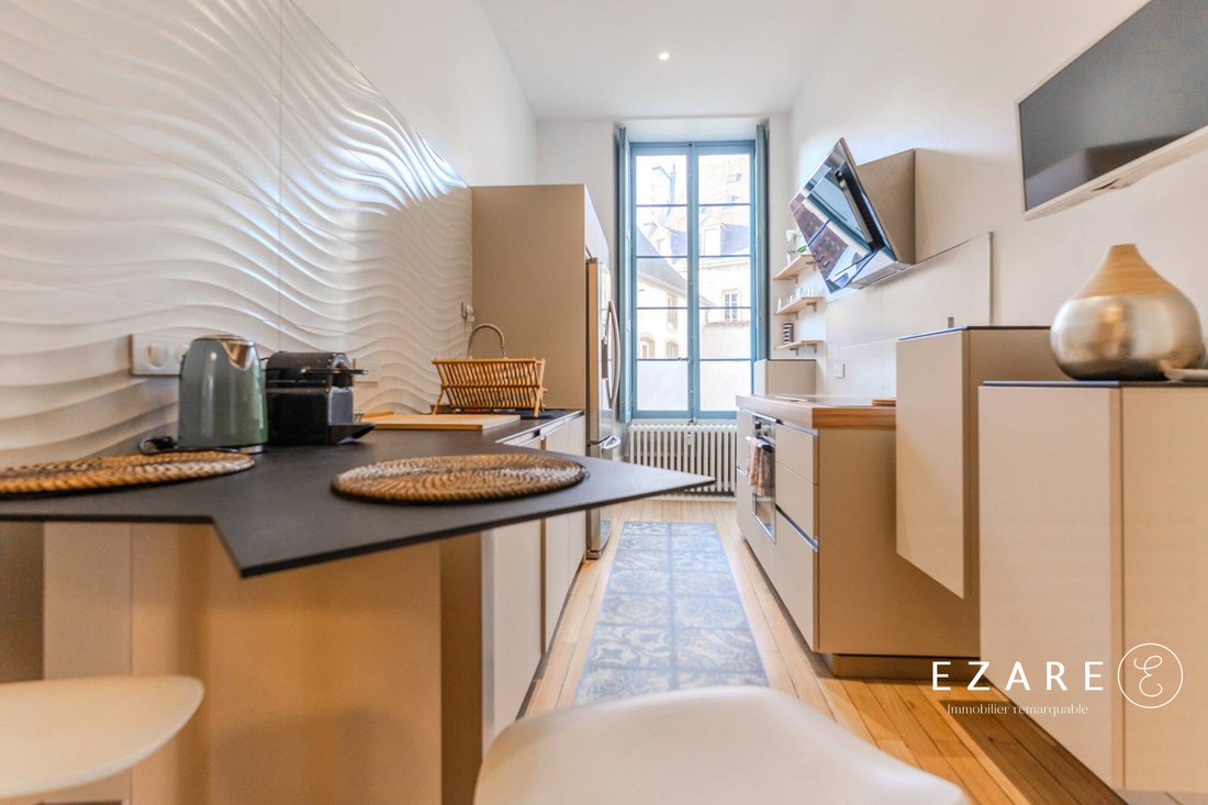 Apartment in Grangier, Dijon, France 4 - 17112815