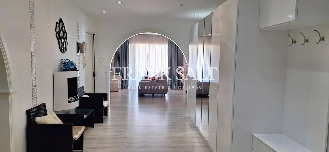 Apartment in Saint Paul's Bay, Malta 2 - 18258133