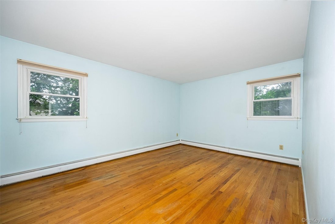 House in Wappingers Falls, New York, United States 5 - 18070162