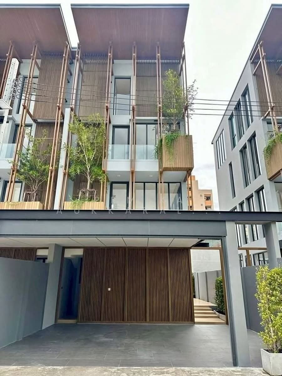 House in Bangkok, Krung Thep Maha Nakhon, Thailand 3 - 18254647