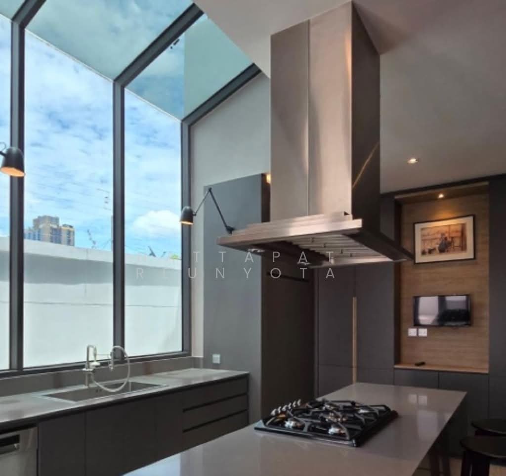 Townhouse in Bangkok, Krung Thep Maha Nakhon, Thailand 4 - 18252671