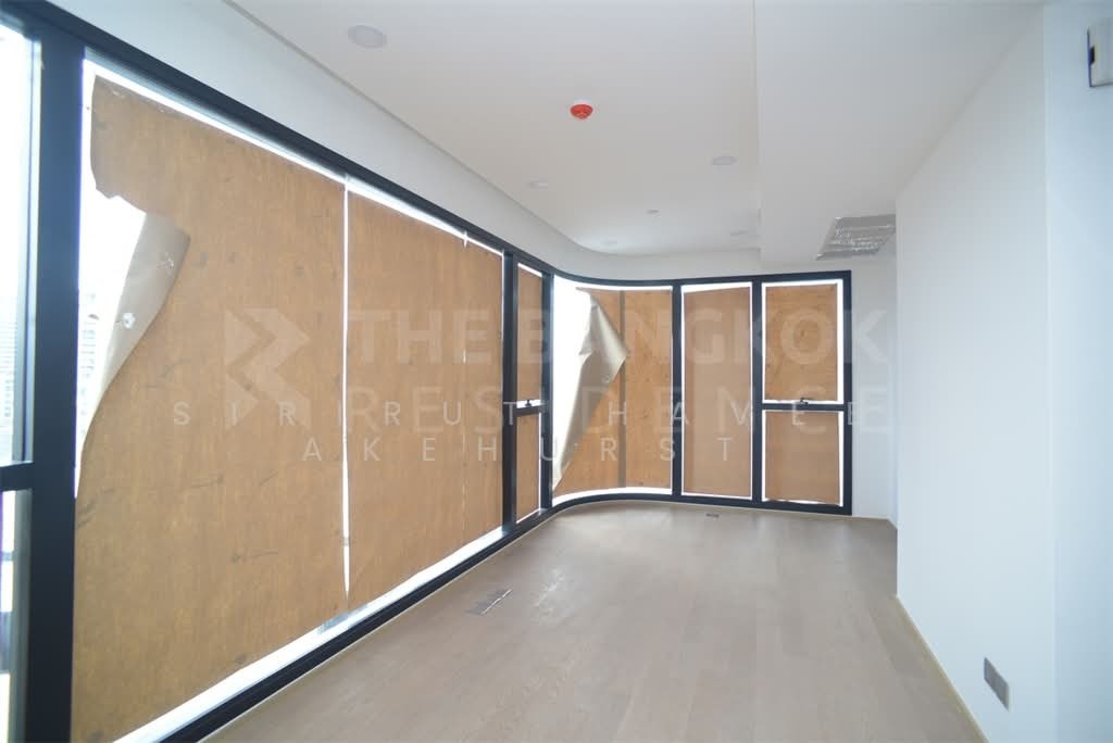 Condo in Si Phraya, Bangkok, Thailand 2 - 18252740