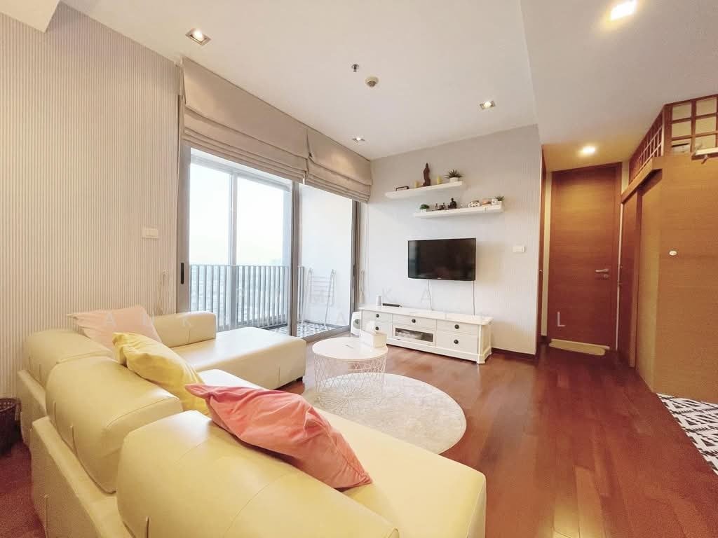 Condo in Phra Khanong Nuea, Bangkok, Thailand 3 - 18253234