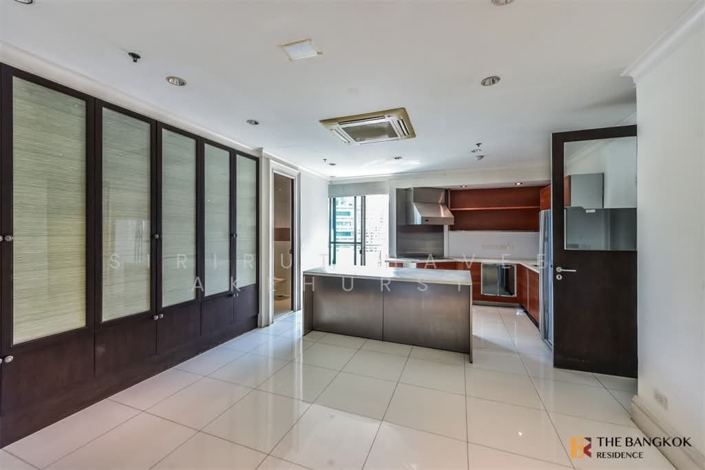 Condo in Khlong Toei, Krung Thep Maha Nakhon, Thailand 4 - 18253309