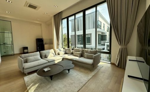 House in Khlong Chaokhunsing, Bangkok, Thailand 1