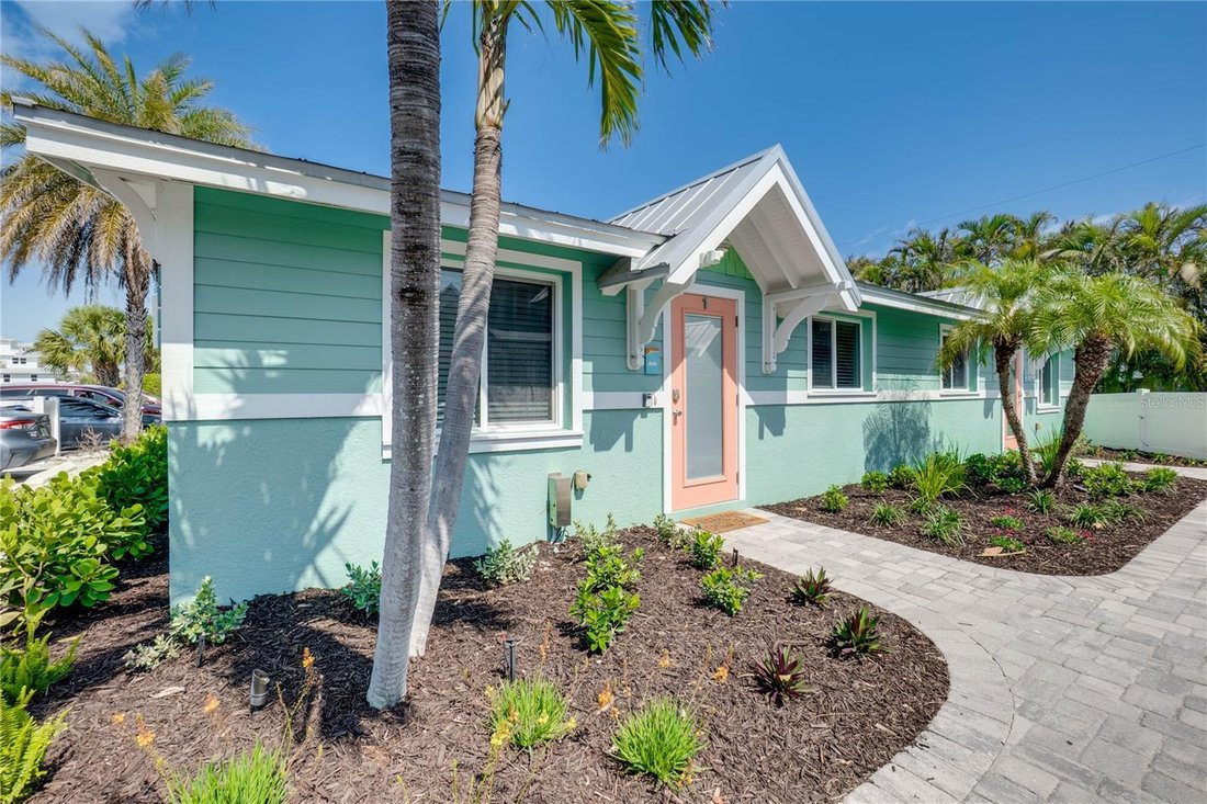 Condo in Bradenton Beach, Florida, United States 1 - 18250259