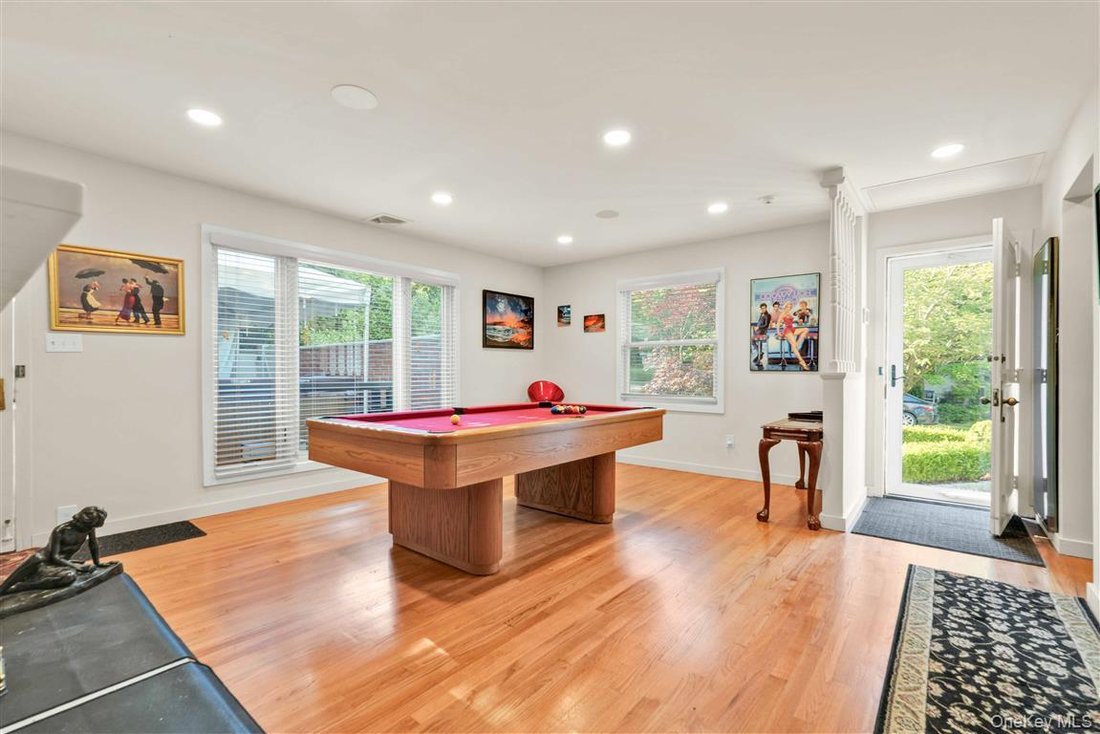 House in New York, New York, United States 5 - 18254532
