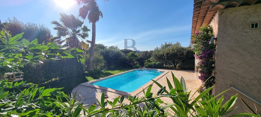 Villa in Exterieurs, Frejus, France 4 - 18254400