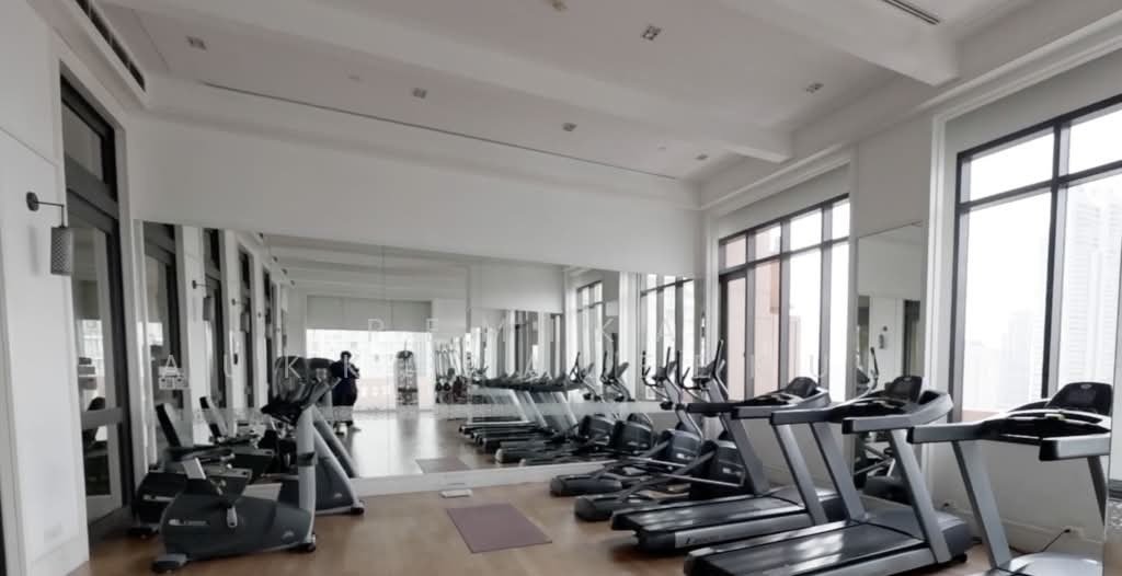 Condo in Phra Khanong Nuea, Bangkok, Thailand 4 - 18255944