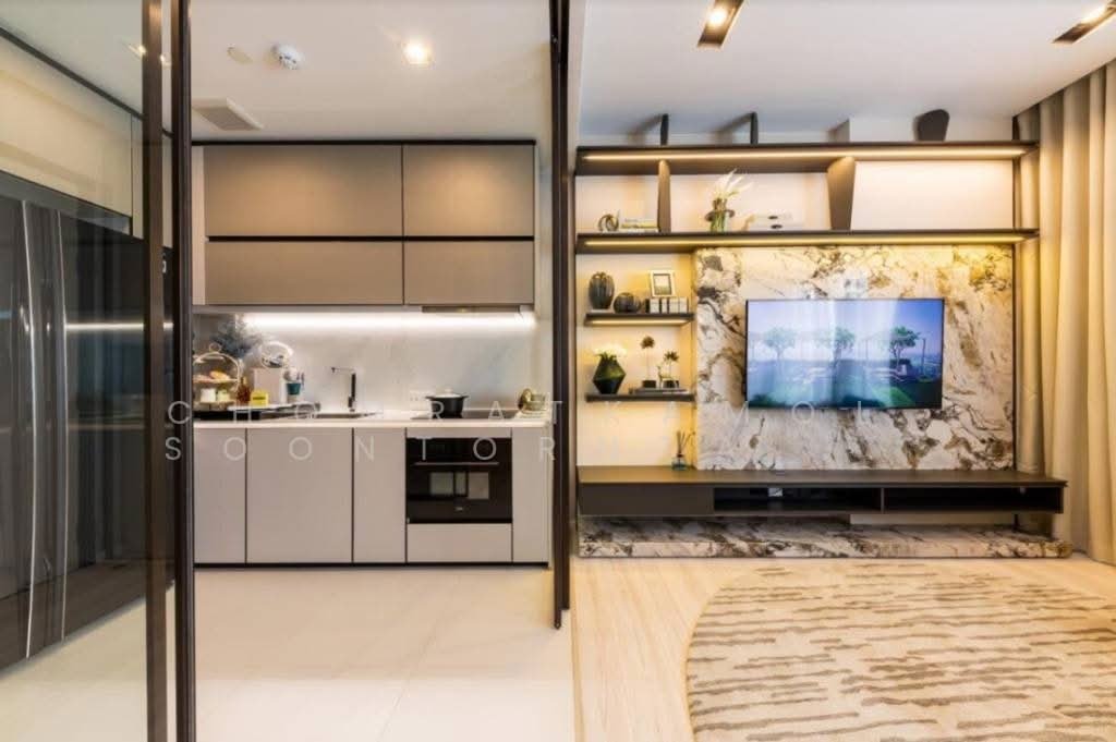 Condo in Thanon Phaya Thai, Bangkok, Thailand 2 - 18251489