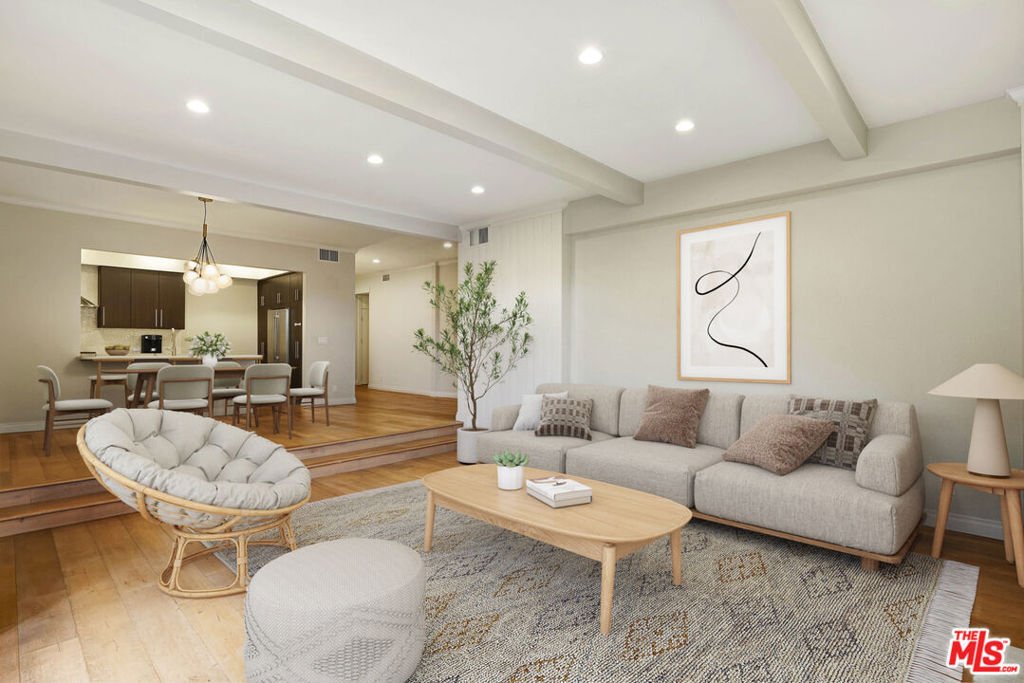 Condo in Los Angeles, California, United States 5 - 18253796