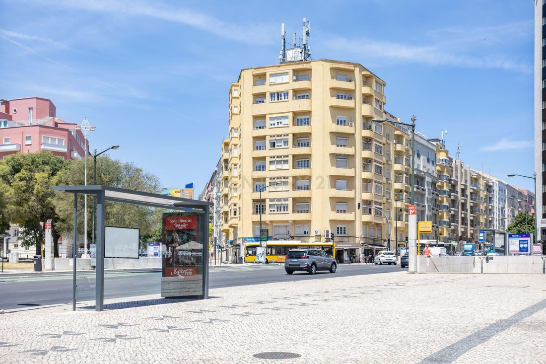 Apartment in Arroios, Lisbon, Portugal 1 - 18034225