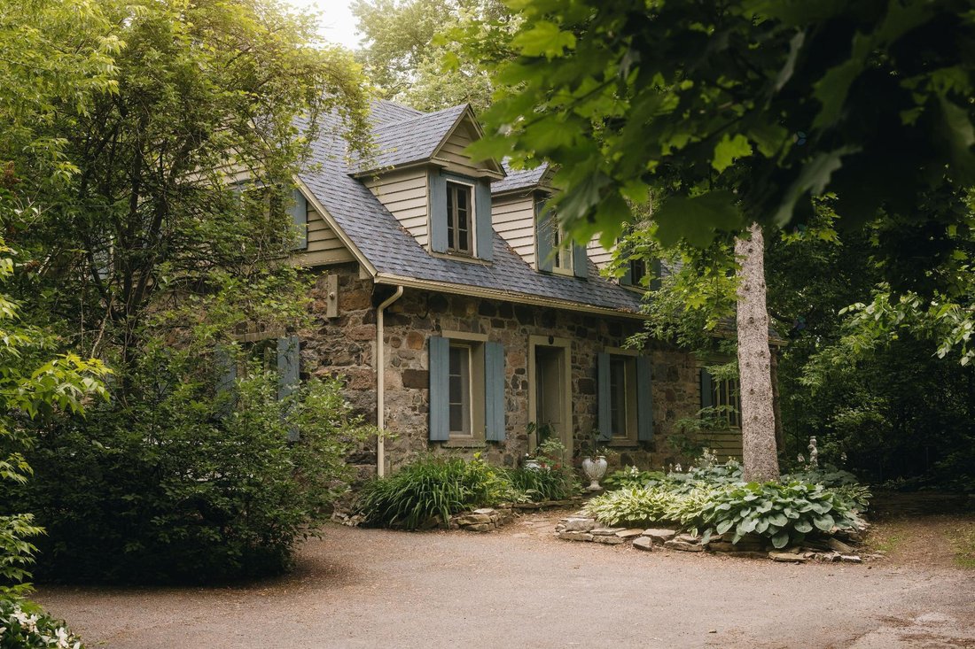 House in Boucherville, Quebec, Canada 1 - 18255611