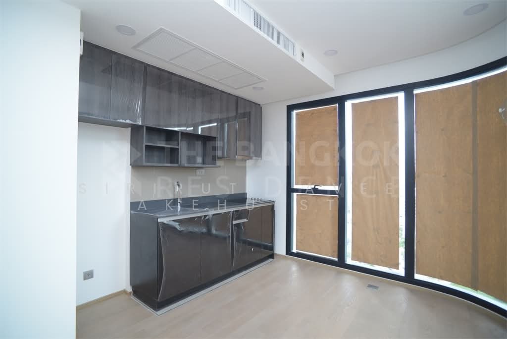 Condo in Si Phraya, Bangkok, Thailand 5 - 18252740