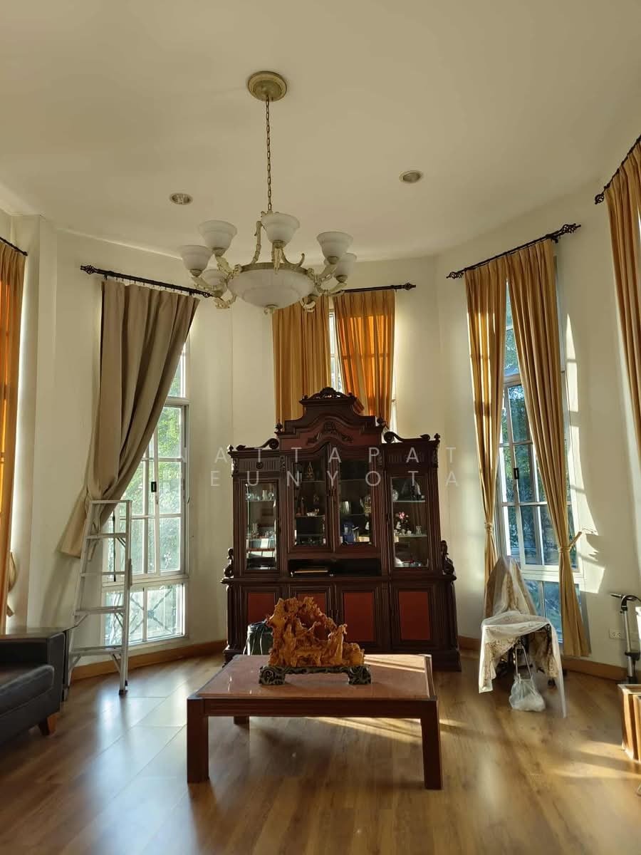 House in Bangkok, Krung Thep Maha Nakhon, Thailand 4 - 18253098
