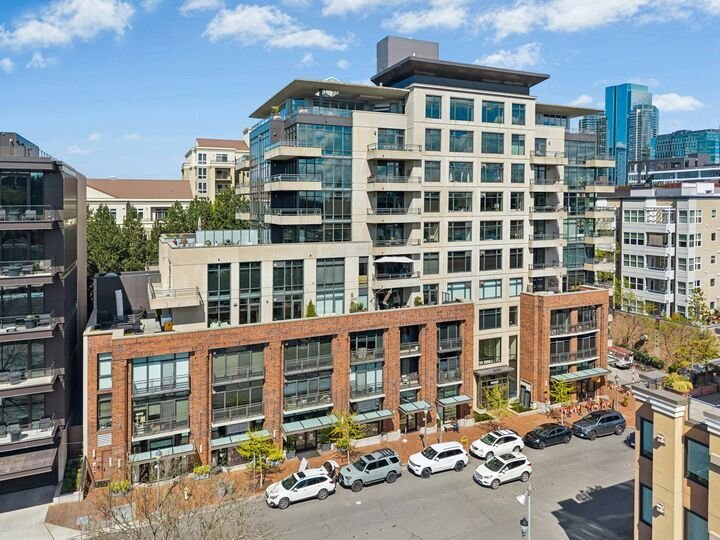 Condo in Bellevue, Washington, United States 1 - 18257158
