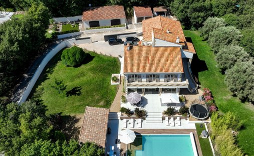 House in Ganteaume, Aubagne, France 1