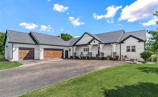 House in Chippewa Falls, Wisconsin, United States 1