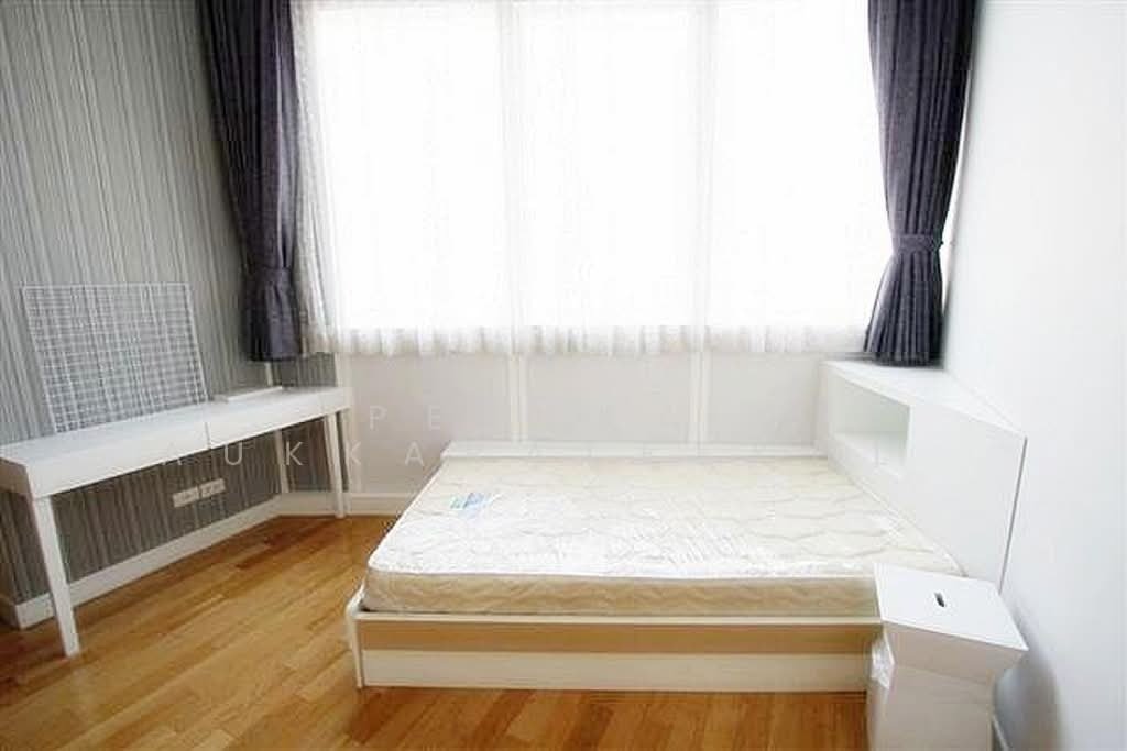 Condo in Khlong Toei, Krung Thep Maha Nakhon, Thailand 1 - 18255978