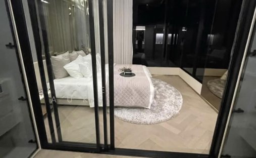 Condo in Watthana, Krung Thep Maha Nakhon, Thailand 1
