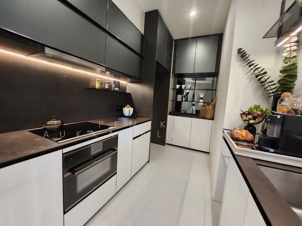 Condo in Watthana, Krung Thep Maha Nakhon, Thailand 1 - 18252568