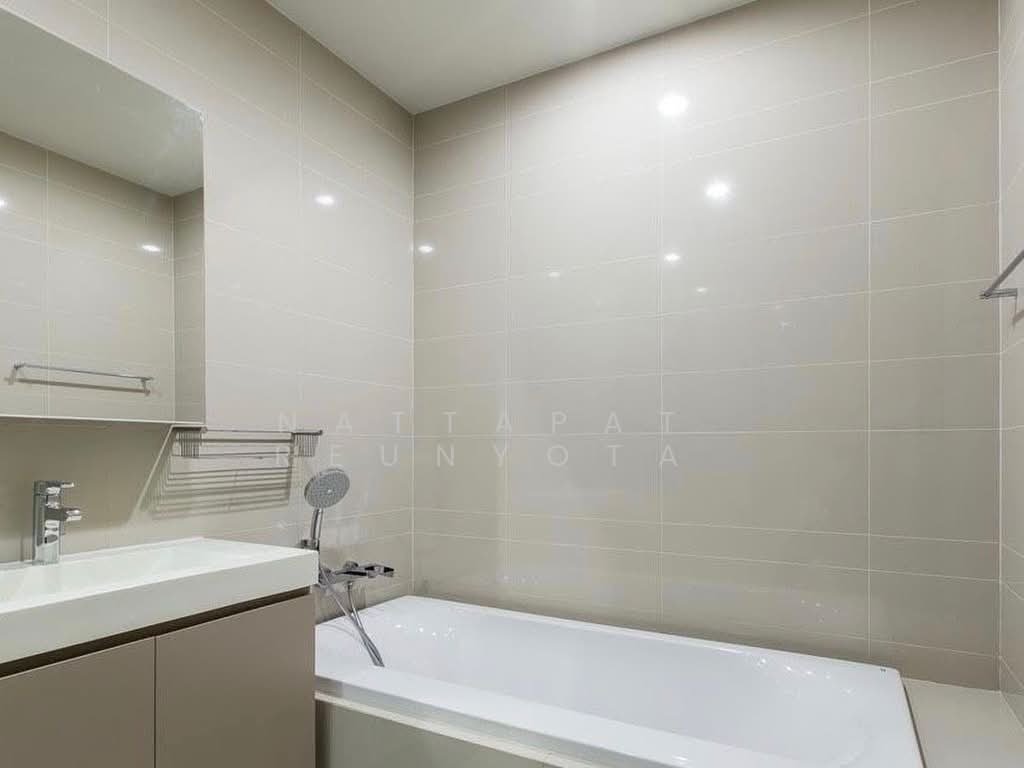 Condo in Thanon Phetchaburi, Krung Thep Maha Nakhon, Thailand 4 - 18253364