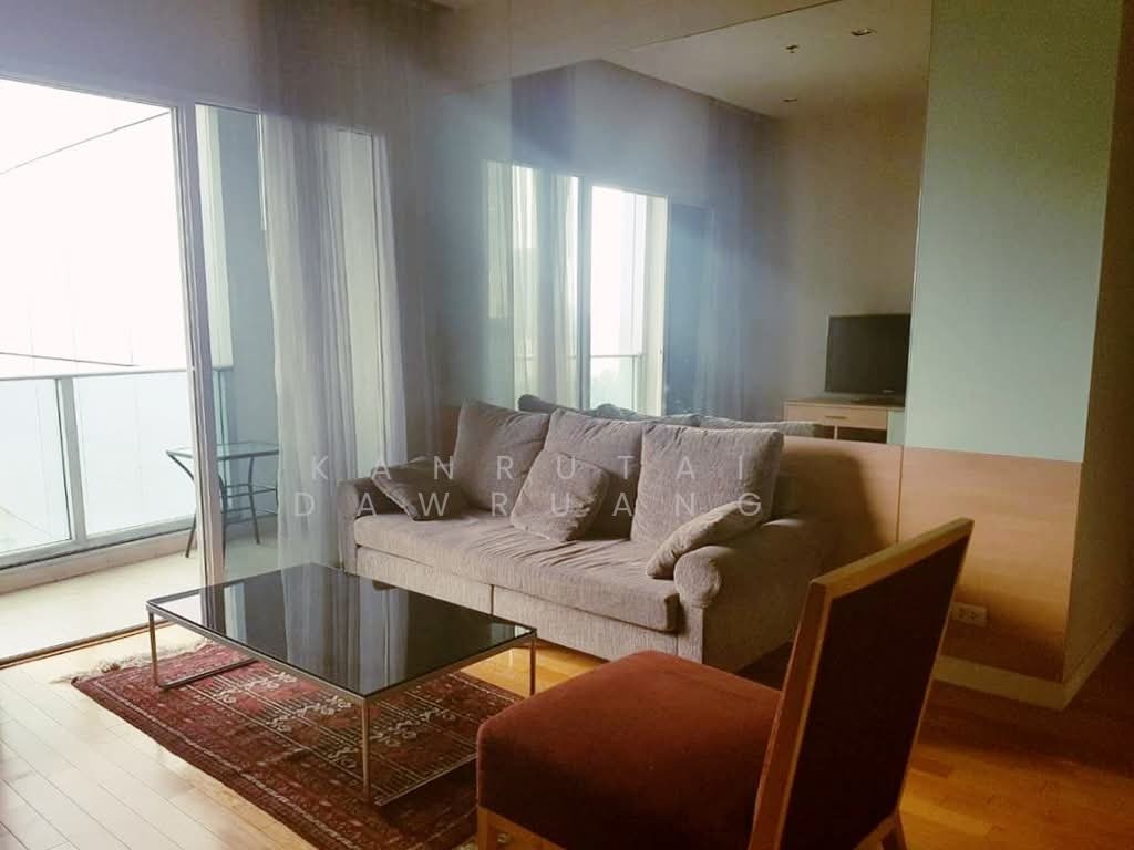 Condo in Khlong Toei, Krung Thep Maha Nakhon, Thailand 1 - 18255490