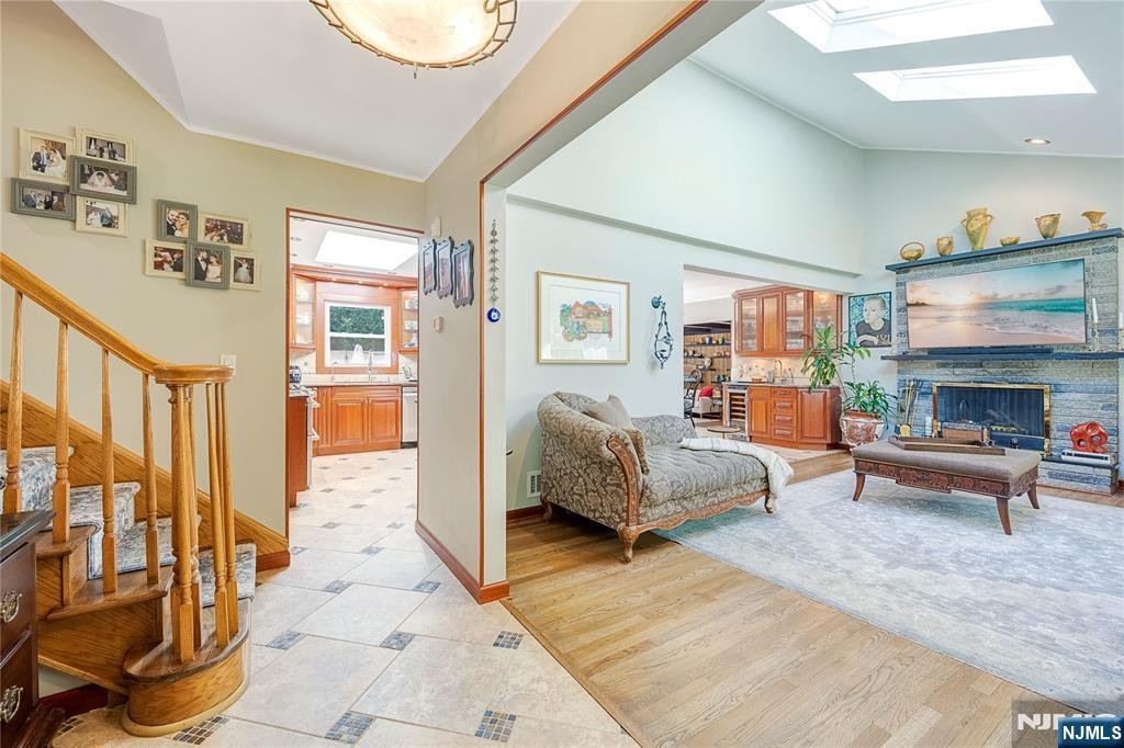 House in Woodcliff Lake, New Jersey, United States 2 - 18257139