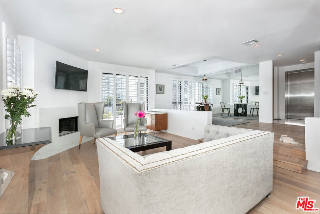 Condo in Los Angeles, California, United States 2 - 18253763