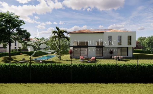 Villa in Bois Fleuri-Chevre d'Or-Saint Philippe, Biot, France 1