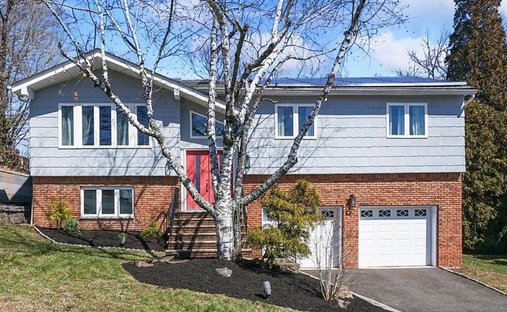 House in Clifton, New Jersey, United States 1