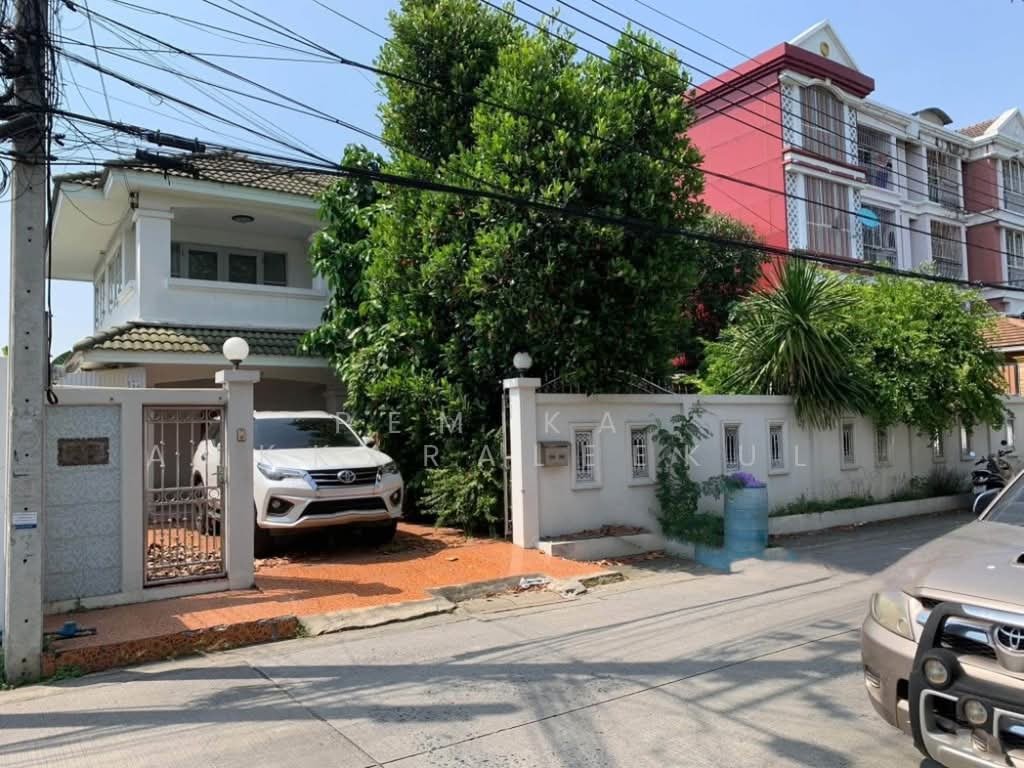 House in Lat Phrao, Bangkok, Thailand 1 - 18255464