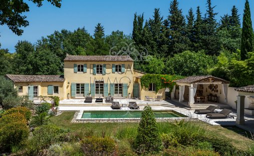 Villa in Granettes-Jauberte-Sainte Anne, Aix-en-Provence, France 1