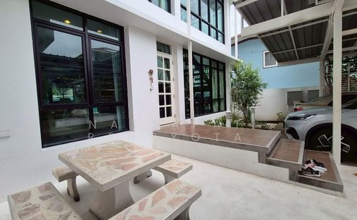 House in Lat Phrao, Bangkok, Thailand 1