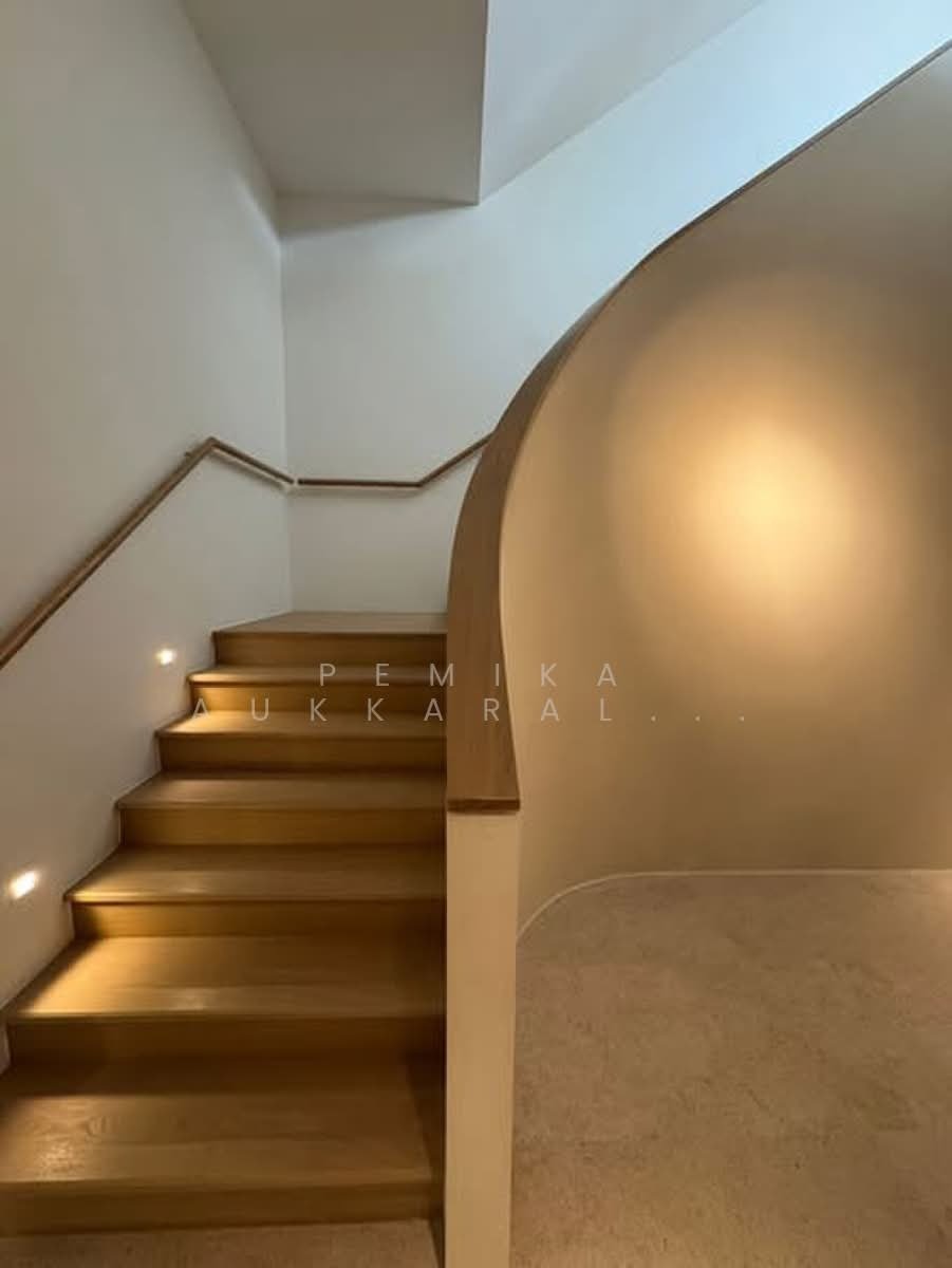 Townhouse in Chong Nonsi, Krung Thep Maha Nakhon, Thailand 3 - 18253221