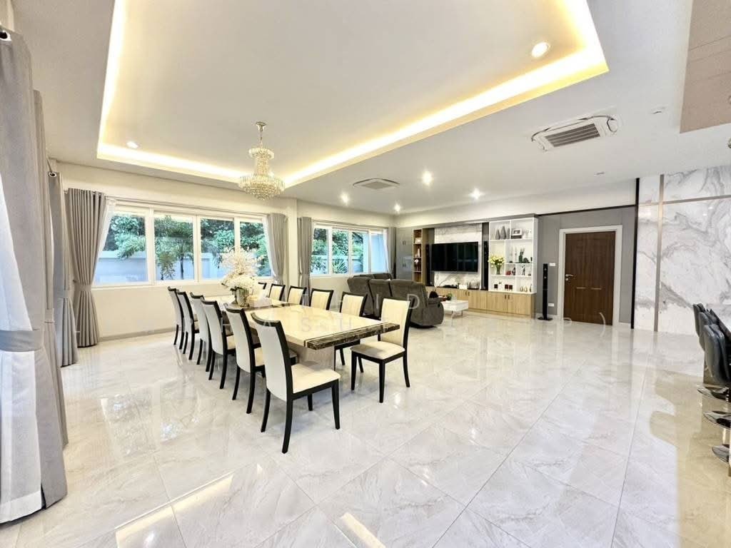 Villa in Huay Yai, Chon Buri, Thailand 3 - 18251972