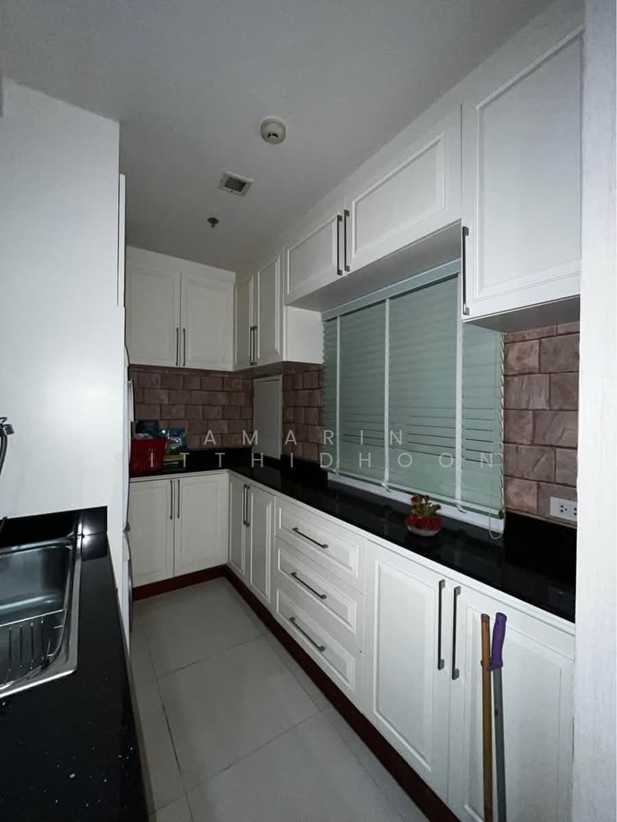 Condo in Bang O, Krung Thep Maha Nakhon, Thailand 3 - 18255356