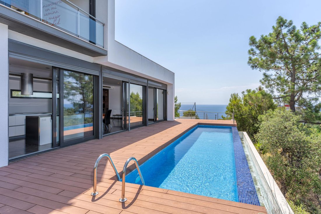 Villa in Lloret de Mar, Catalonia, Spain 1 - 18250477