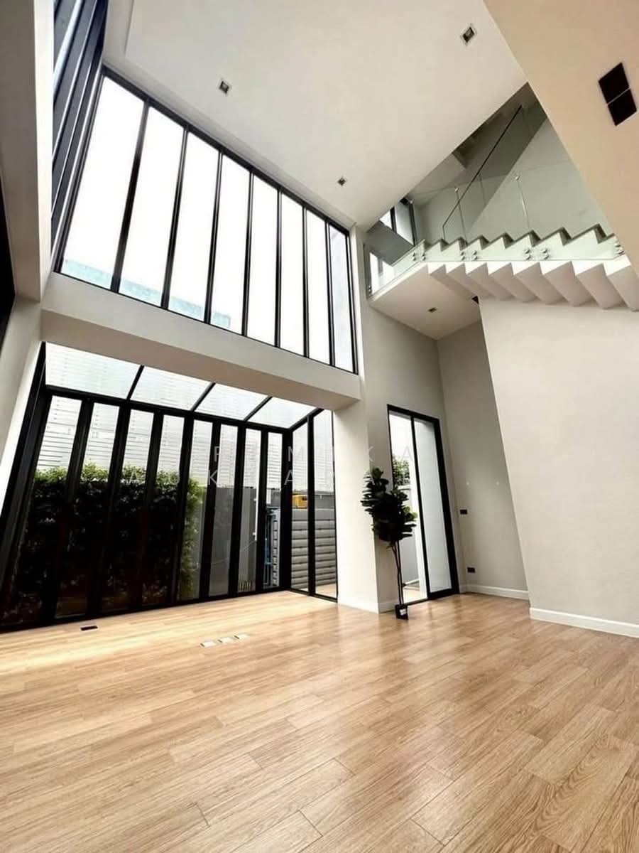House in Bangkok, Krung Thep Maha Nakhon, Thailand 1 - 18254647