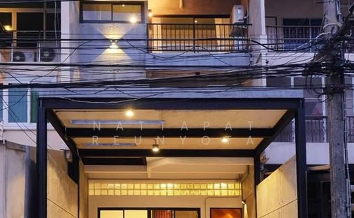 Townhouse in Bangkok, Krung Thep Maha Nakhon, Thailand 1
