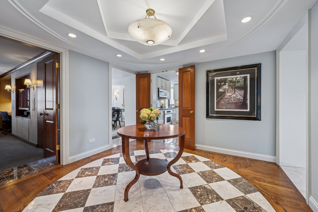 House in Chicago, Illinois, United States 4 - 18256635
