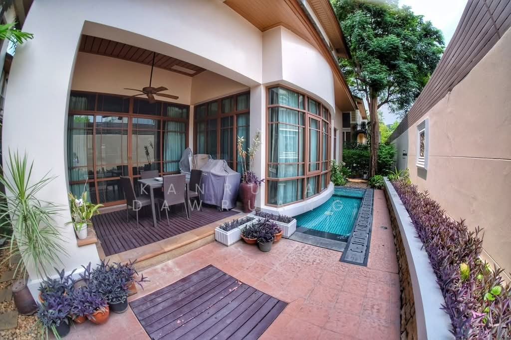 House in Phra Khanong Nuea, Bangkok, Thailand 2 - 18252767